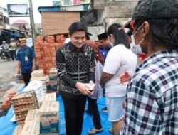 Enam Rumah Terbakar di Bahorok, Ricky Anthony Hadir Serahkan Bantuan