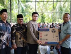 Warga Secanggang Antusias Sambut Kunjungan Ricky Anthony