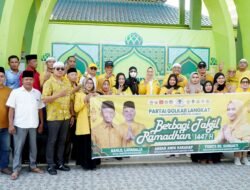 Bagikan 1000 Takjil, Ketua Golkar Langkat Tiorita Br Surbakti, SH: Golkar Hadir di Tengah Masyarakat