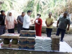 Rumah Warga Salapian Terbakar, Ricky Anthony Hadir Bawa Bantuan